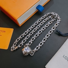 Louis Vuitton Necklaces